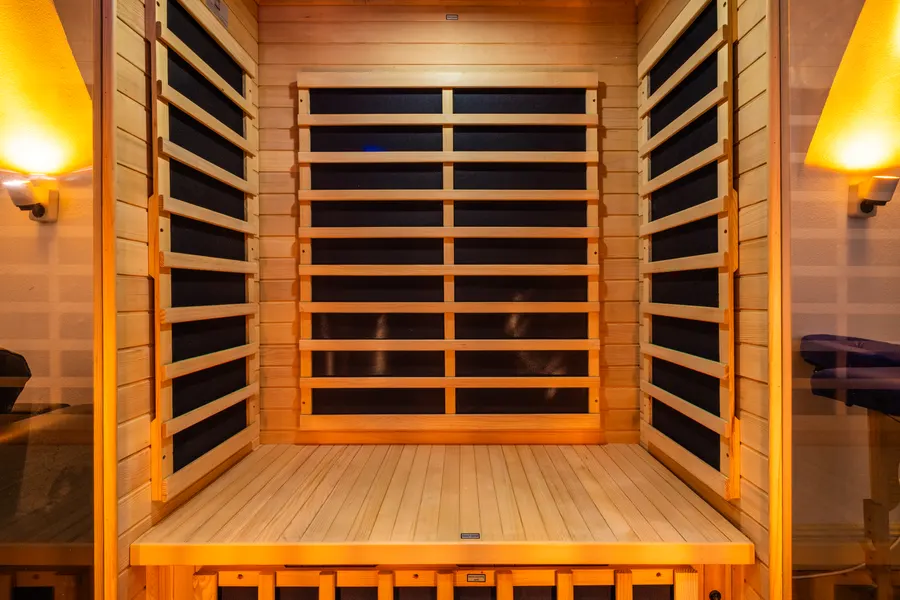 Infra sauna z cédrového dreva v Spa Atelier